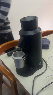 Karbon siyahı kahve değirmeni makinesi ev espresso kahve konik düz çapak T64