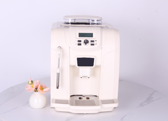 Profesyonel 20 barlı kahve makinesi 2.0L su tankı 1250W ve ayarlanabilir sıcaklık ile